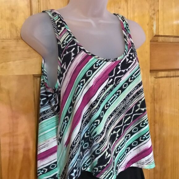 Charlotte Russe Crop Tank Top Blouse Size Small 4 - 6 95% Polyester 5% Spandex - Picture 6 of 11